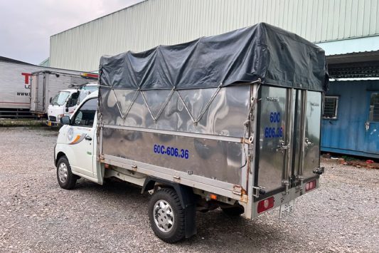 Ban-xe-tai-thaco-towner990-850kg-thung-khung-mui-2019 (3)