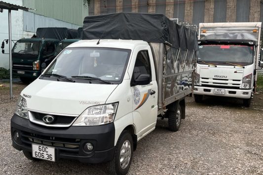 Ban-xe-tai-thaco-towner990-850kg-thung-khung-mui-2019 (5)